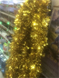 {{photo.Alt || photo.Description || 'Мишура золотая 2м d=12см №1 МелмакРу'}}